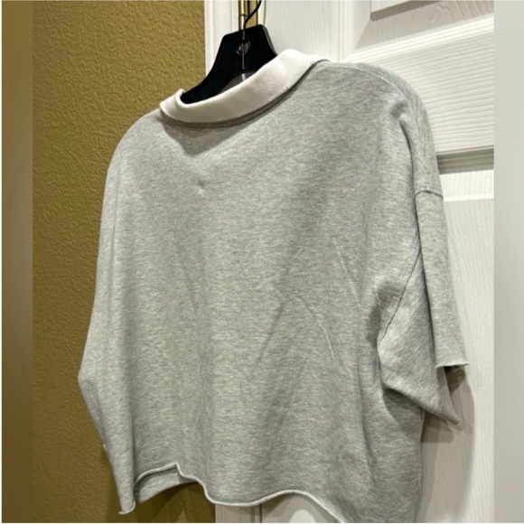Gray Collared  Top Sunnyside Crop Top With Woven
NWT Heather Grey - size M - Picture 5 of 5